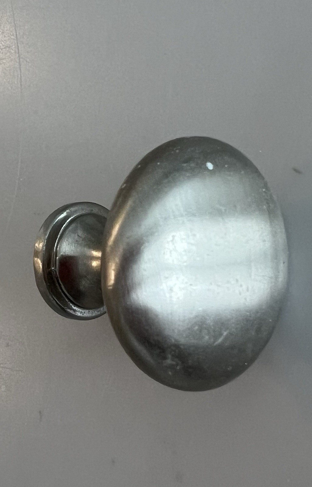 14 pcs Reclaimed Brushed Nickel 1 1/4″ Round Cabinet/Drawer Pull Knobs