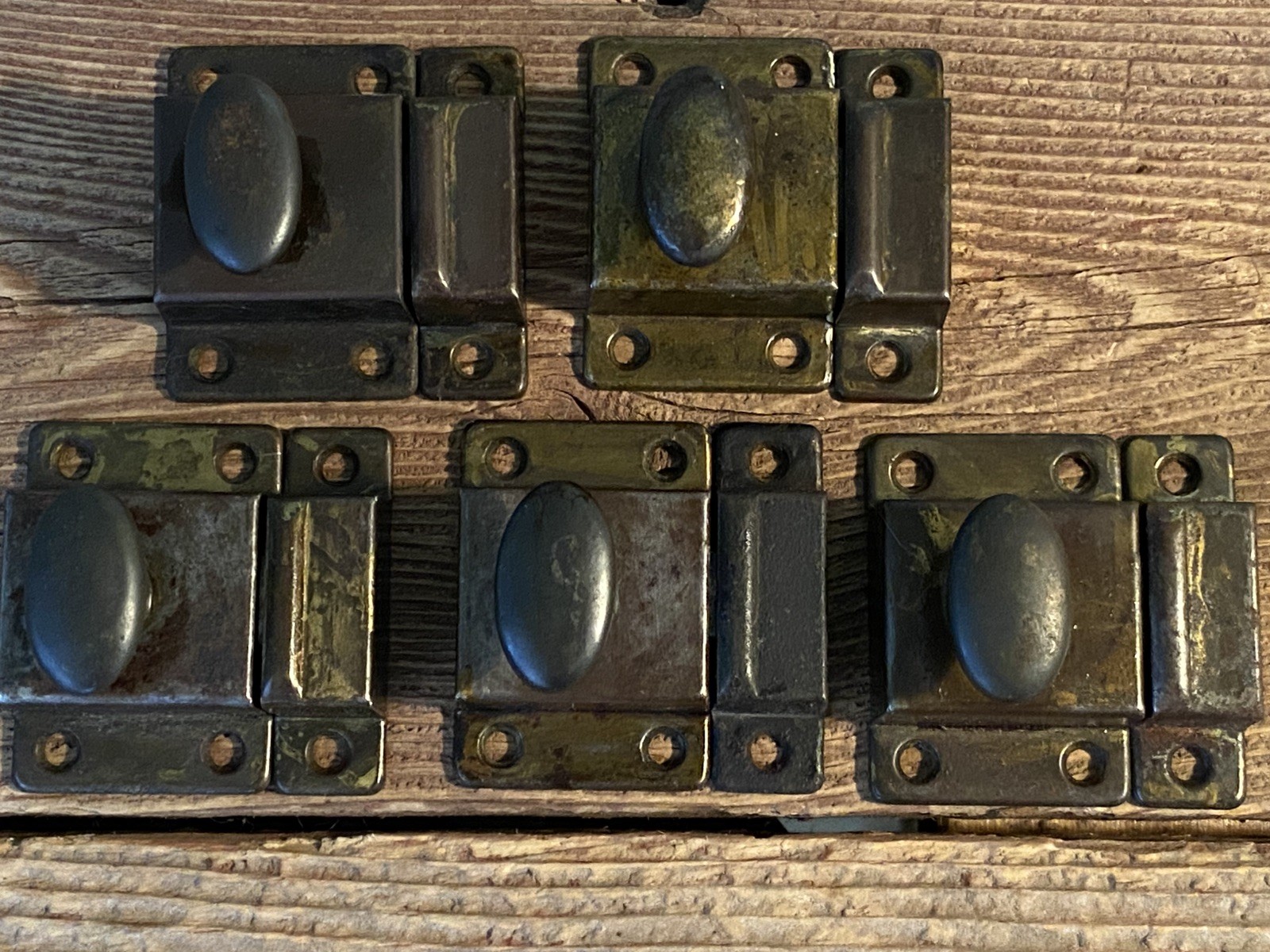 Vtg LOT of 8 Cabinet Cupboard Door Latch Closures & Keepers Twist Knob ALL Work!