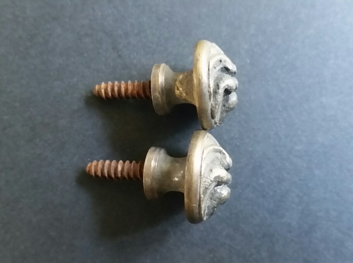 Pair (2) Sm.solid Brass Floral Stacking Barrister Bookcase 5/8″ Knobs Pulls #K14