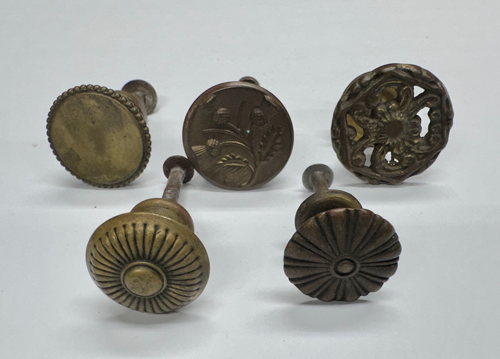 Lot of 10 Antique Brass Round Ornate Dresser Drawer Cabinet Pulls Knobs