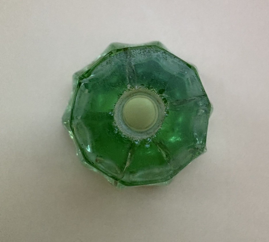 2 Antique GREEN URANIUM DEPRESSION GLASS Knobs Pulls Cabinet 1 1/8”—GLOWS!