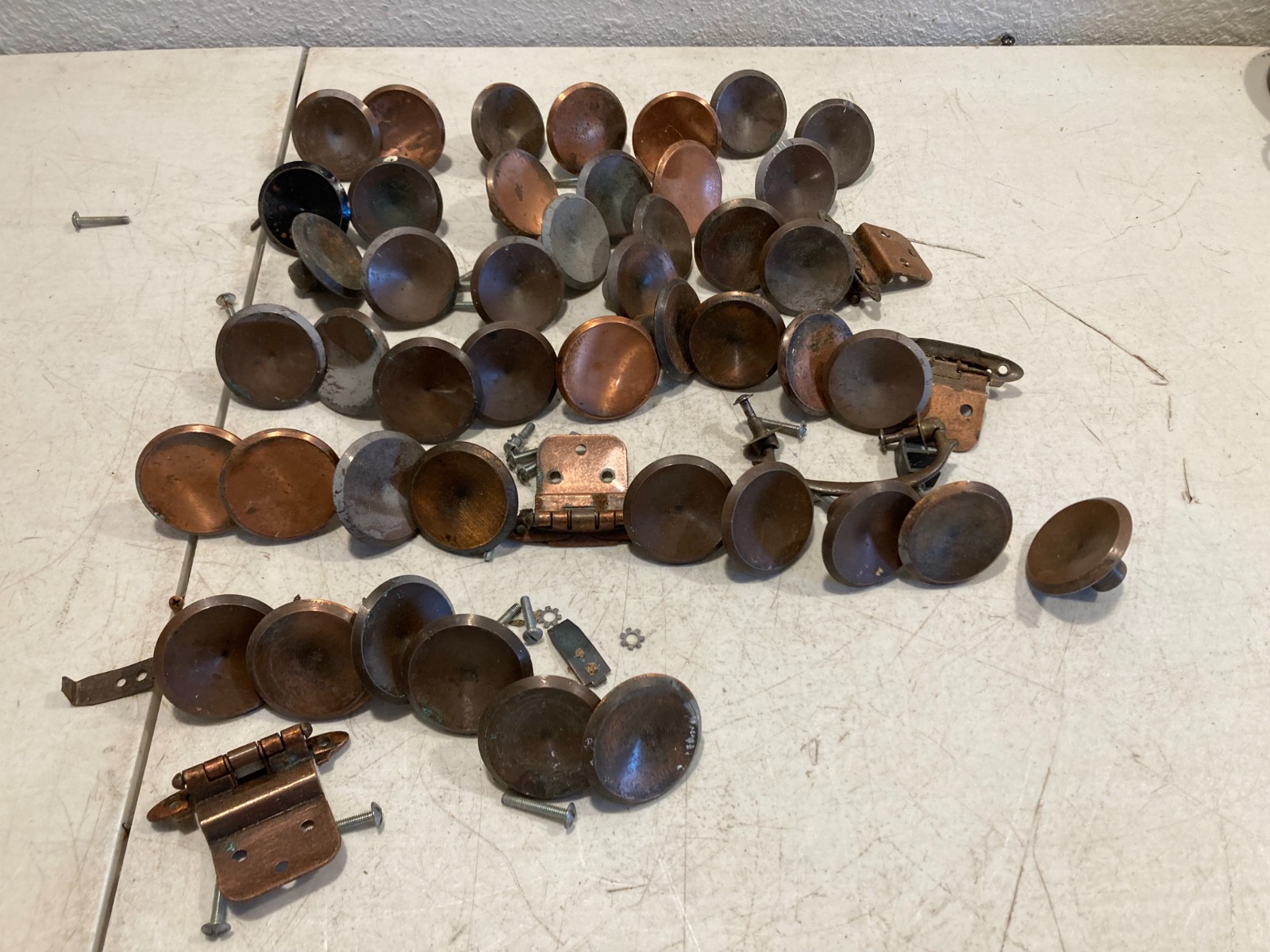 Vtg Amerock RDCA 1960 Bronze Copper Floral Knobs Pulls French Provincial 28+ pcs
