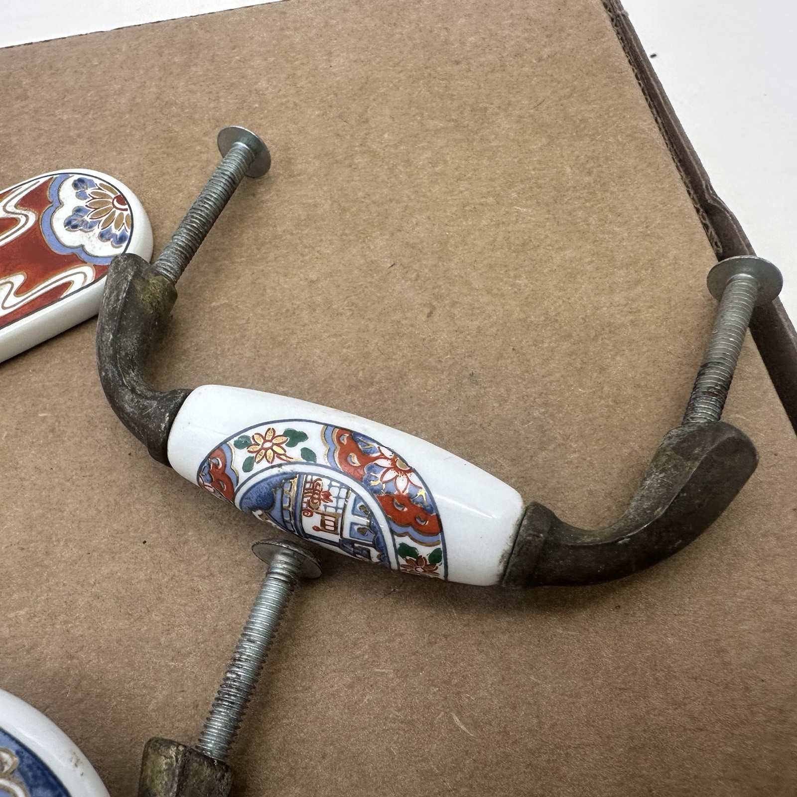 Lot 5 PCs 1985 Belwith Japan Ceramic Metal Drawer Door Handle 2 Knobs 2 Handles