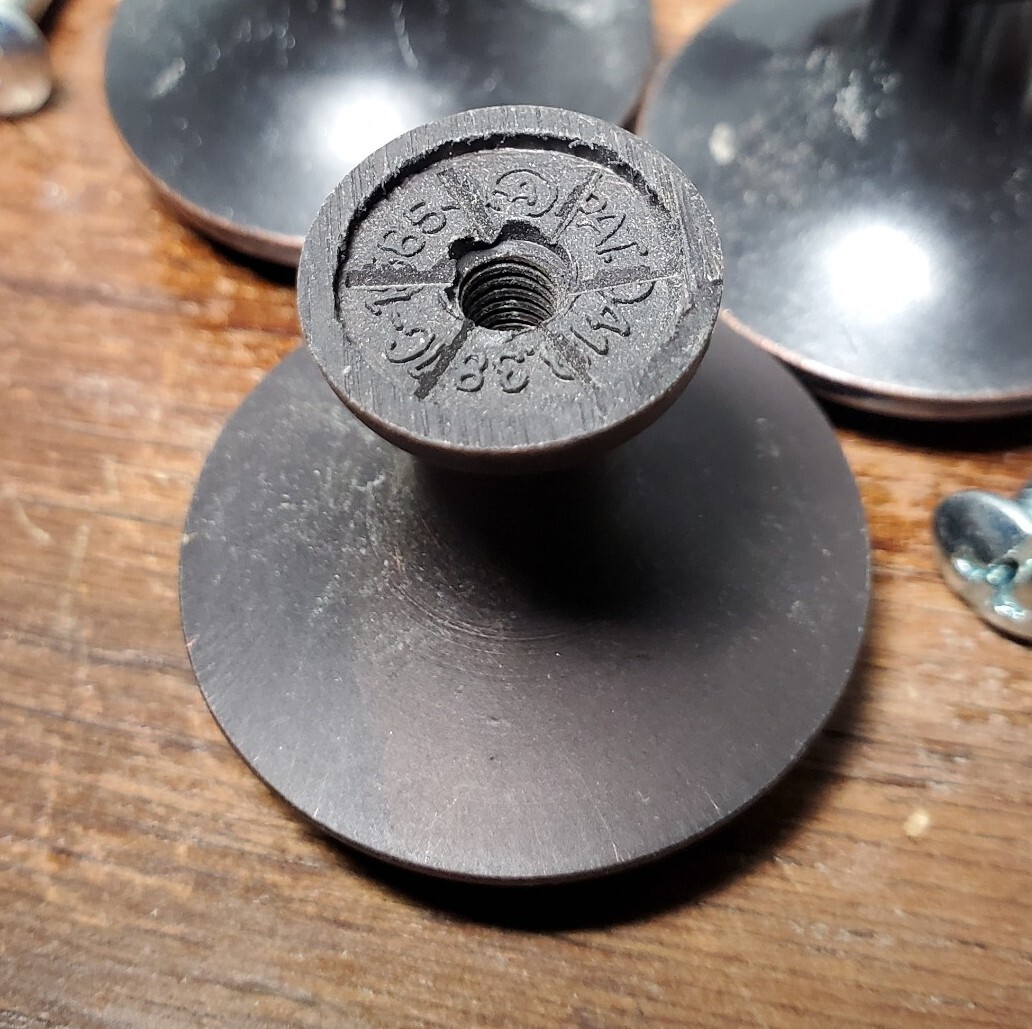 Set of 5 Brass Decorative Round Floral Drawer / Cabinet Knob Pulls 1.25″