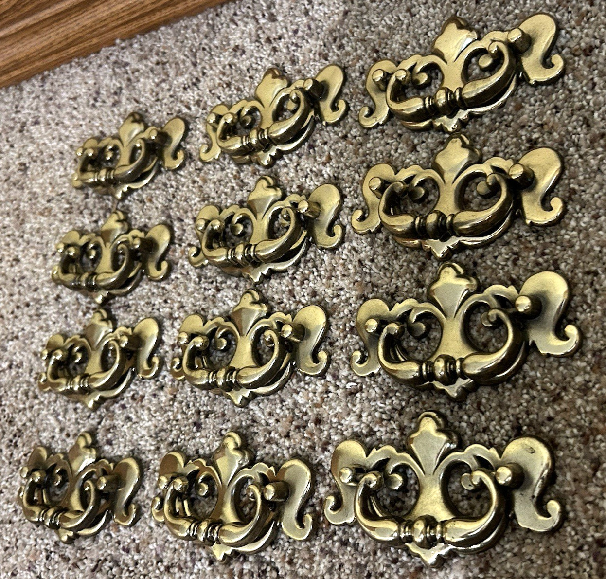 Vtg Lot 12 Cont B 1988 Drop Drawer Pull Handle B1066 Shiny Brass Bat Wing Sides