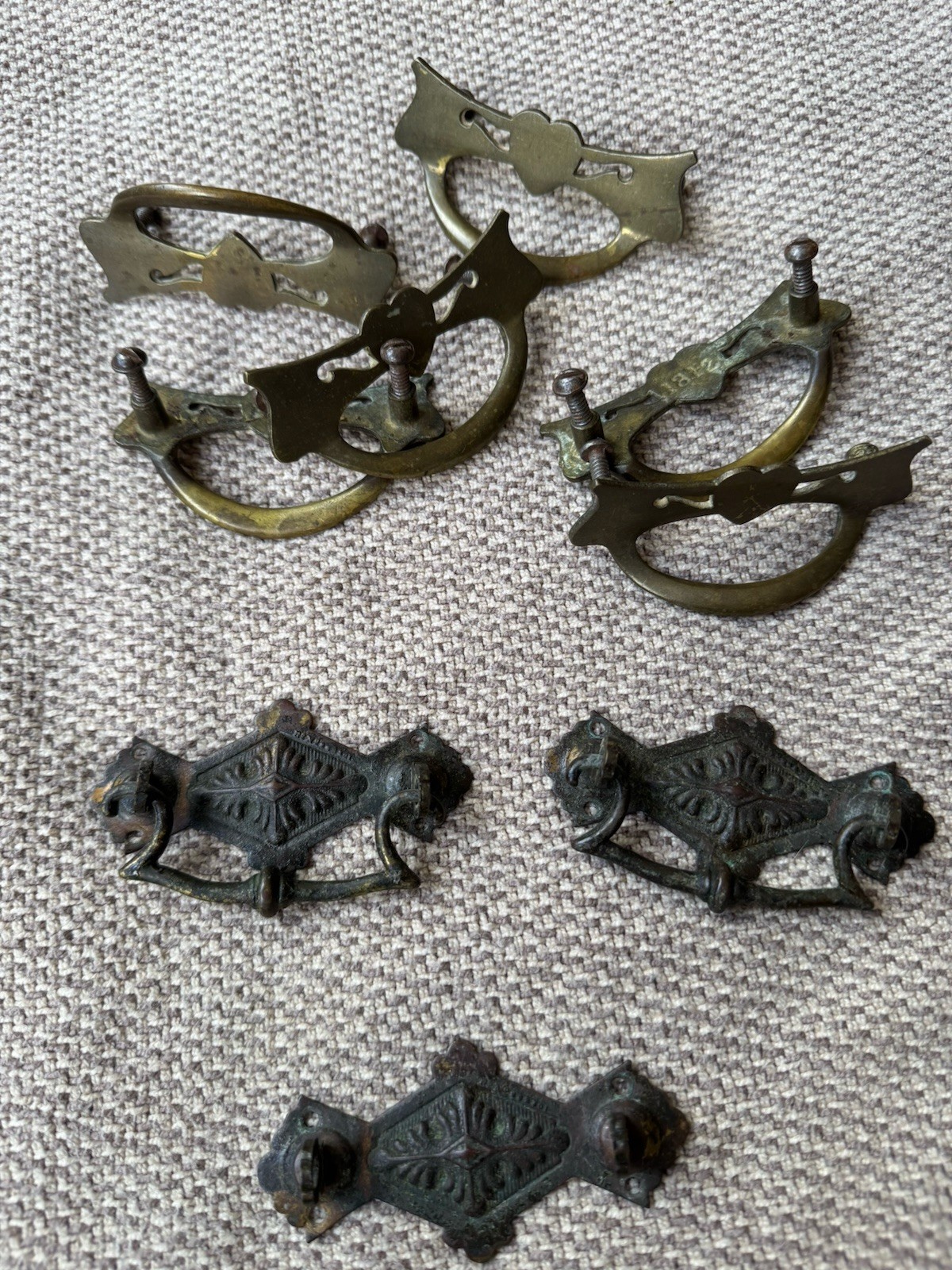 Lot of 9 Antique Dresser Drawer Pulls Handles Brass Bronze & Bronze Tone “1812”