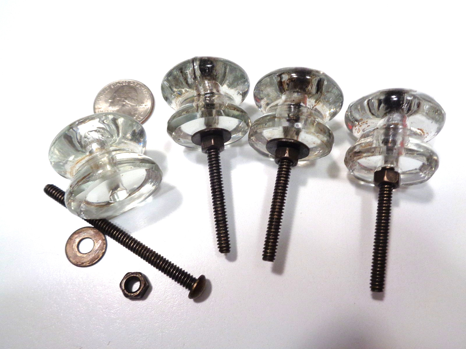 TRULY ANTIQUE CLEAR GLASS DRESSER/DRAWER PULLS