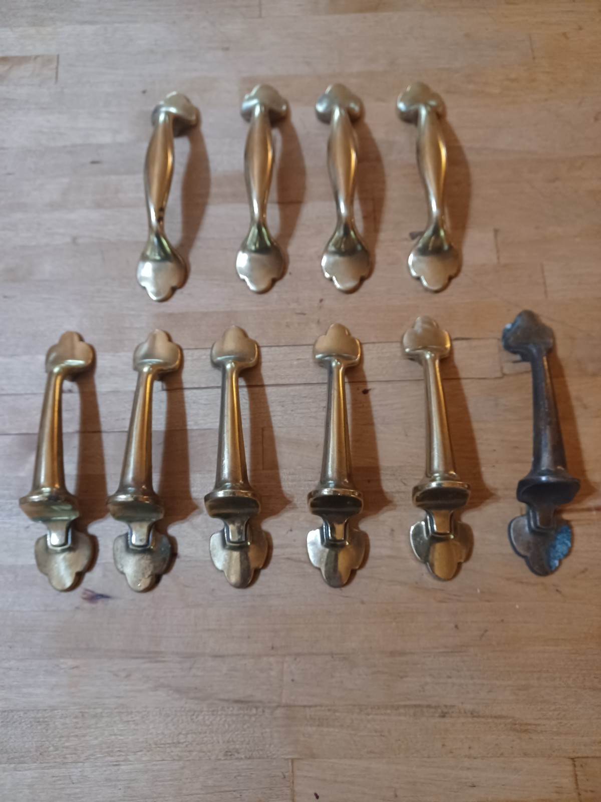 Mixed Lot of 10 Vintage Keeler Brass Company Drawer Pulls N16122 and N14395