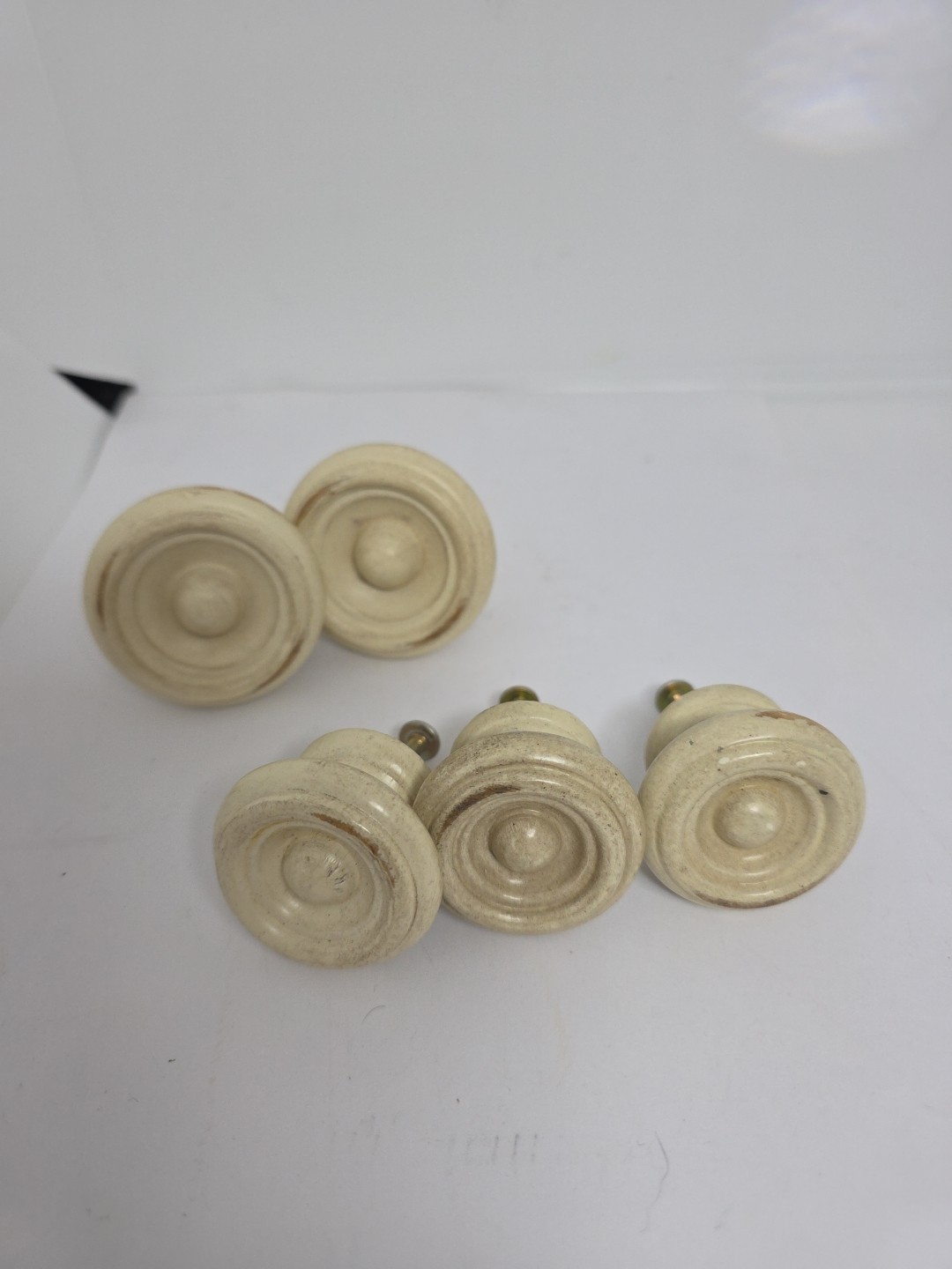 VINTAGE 5 Round Cabinet Drawer PULLS KNOBS With Screws