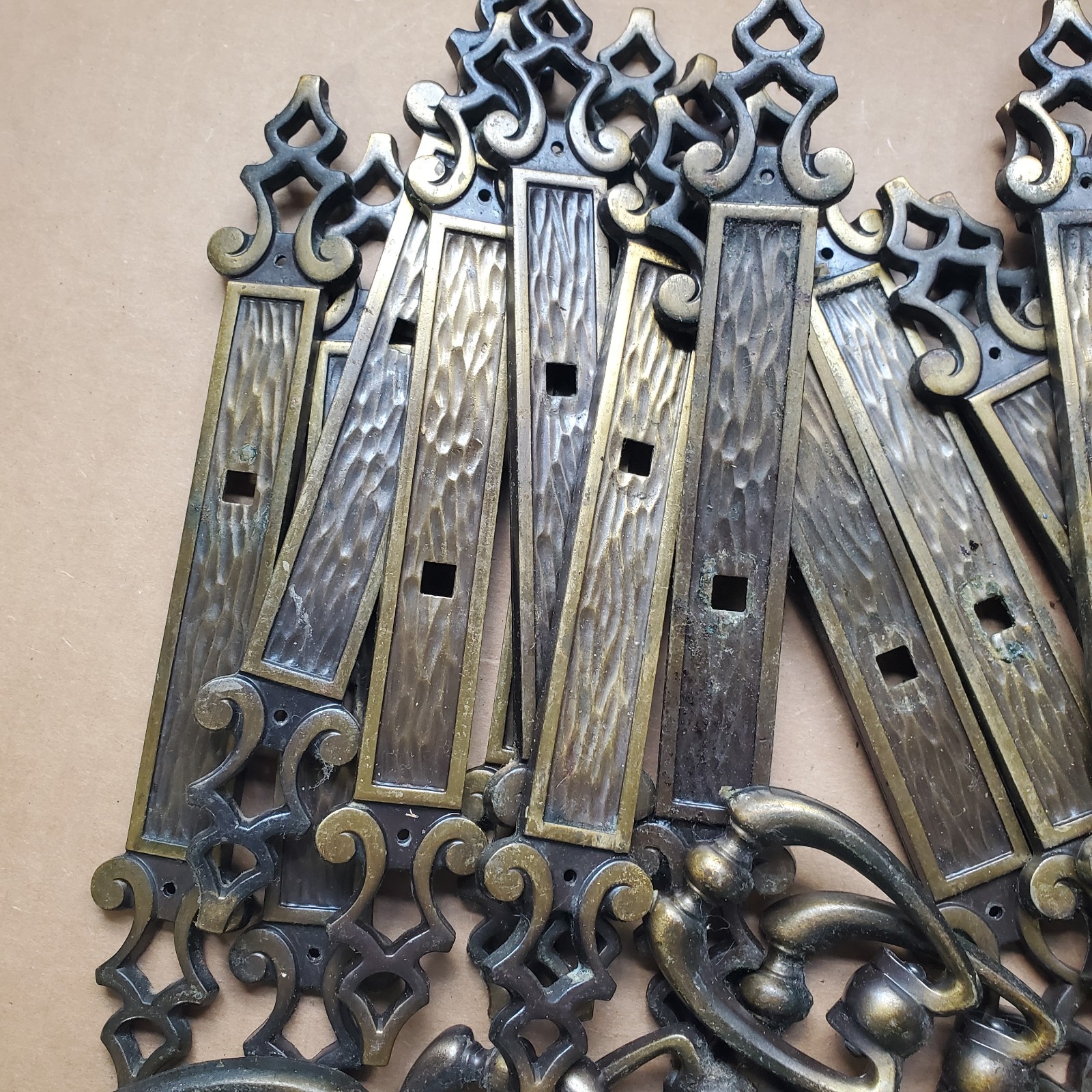 22 – VTG Door Pulls Amerock Madeira Cabinet Antique Burnished Bronze T-169-1