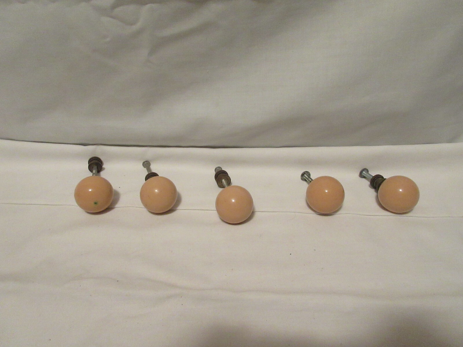 5 Vintage Ceramic/Porcelain Ball Drawer Pulls, 1.25″ Diameter