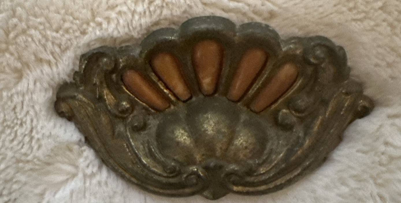 8 Gorgeous Original Vintage/Antique Art Deco Brass Drawer Pulls Bakelite Inserts