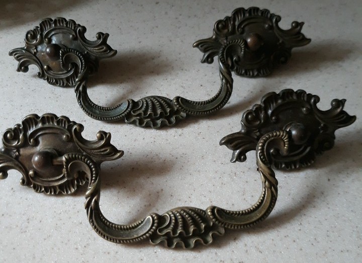 2 Vintage French Victorian Drop Bail Dresser Pull Handle Drawer Antique Brass