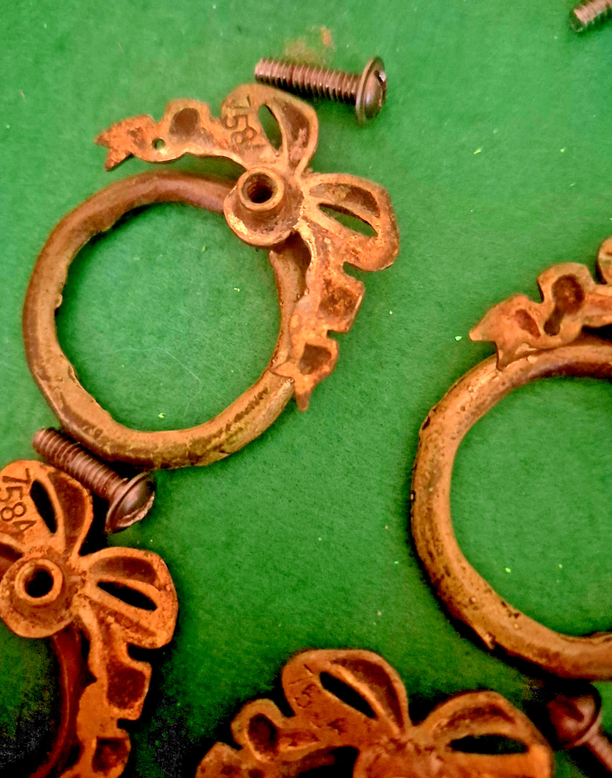 Antique Ribbon And Bow Ornate Bronze Brass Drawer Pull Rings 12 Set Art Nouveau!