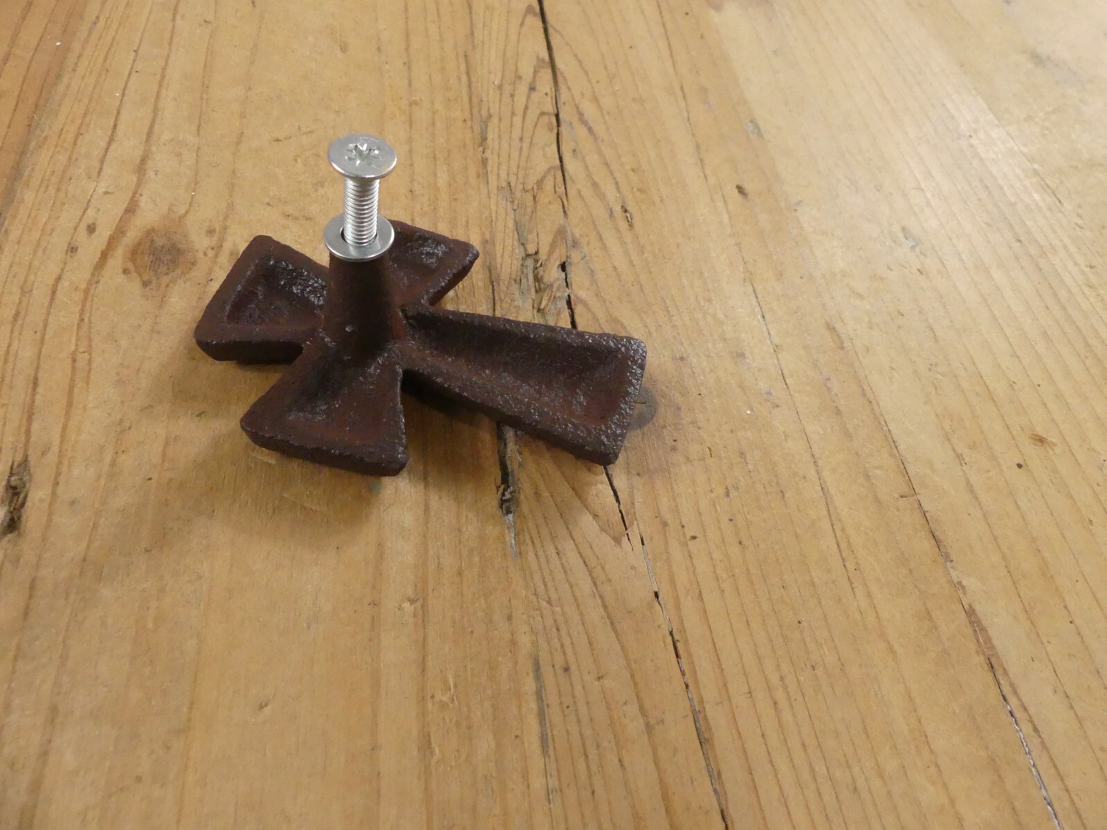 5 CAST IRON CROSSES W/ SCREWS DRAWER CABINET PULLS HANDLES DRESSER CROSSES