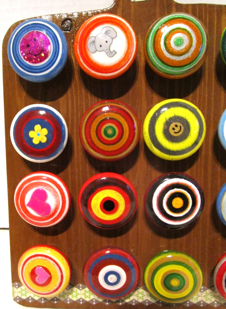 (20) Floral BOHO Cabinet Knobs single mount Hand Painted Drawer Pulls 1.5” Wood