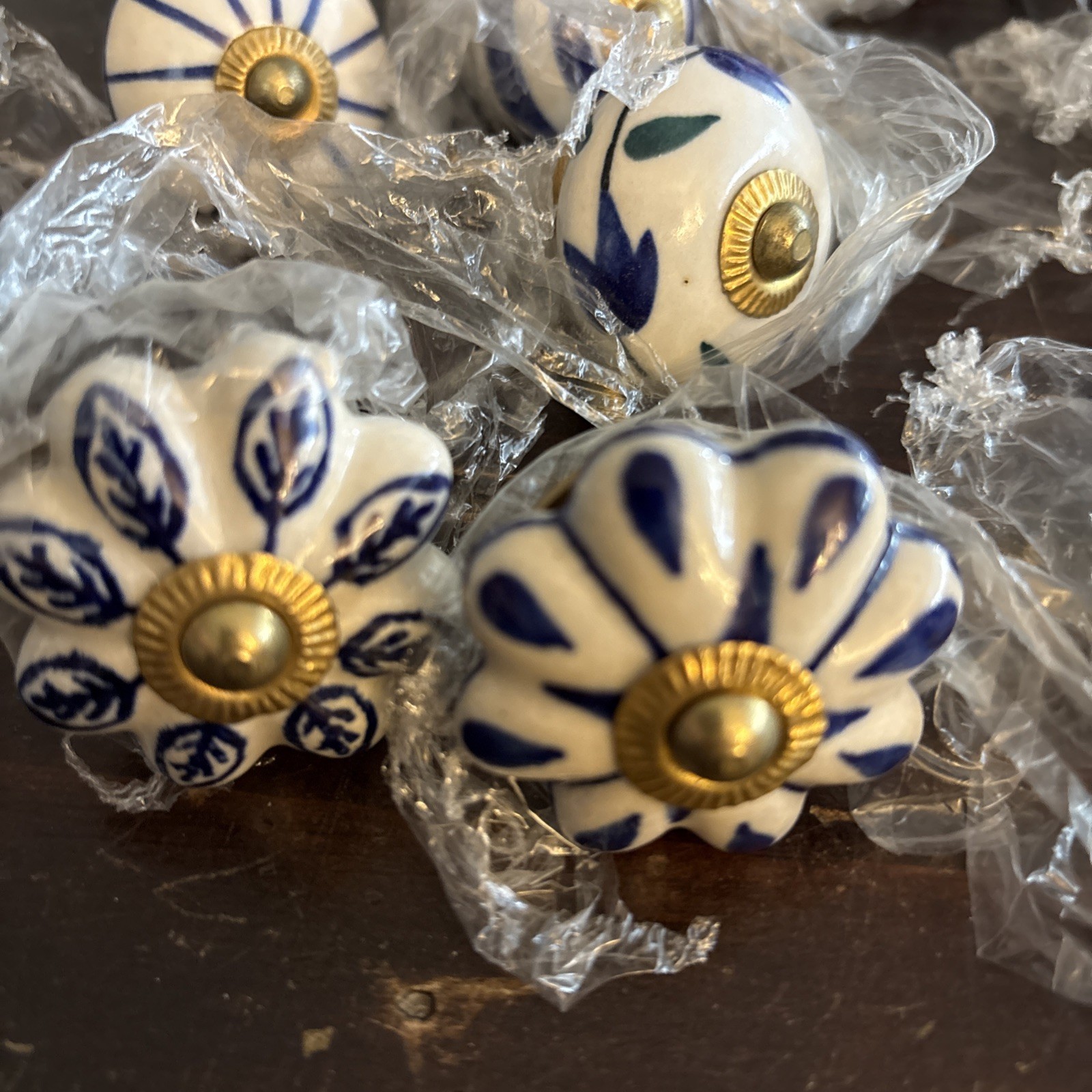 12 Decorative White Porcelain Drawer Cabinet Knobs Silver and Gold Metal Bolts