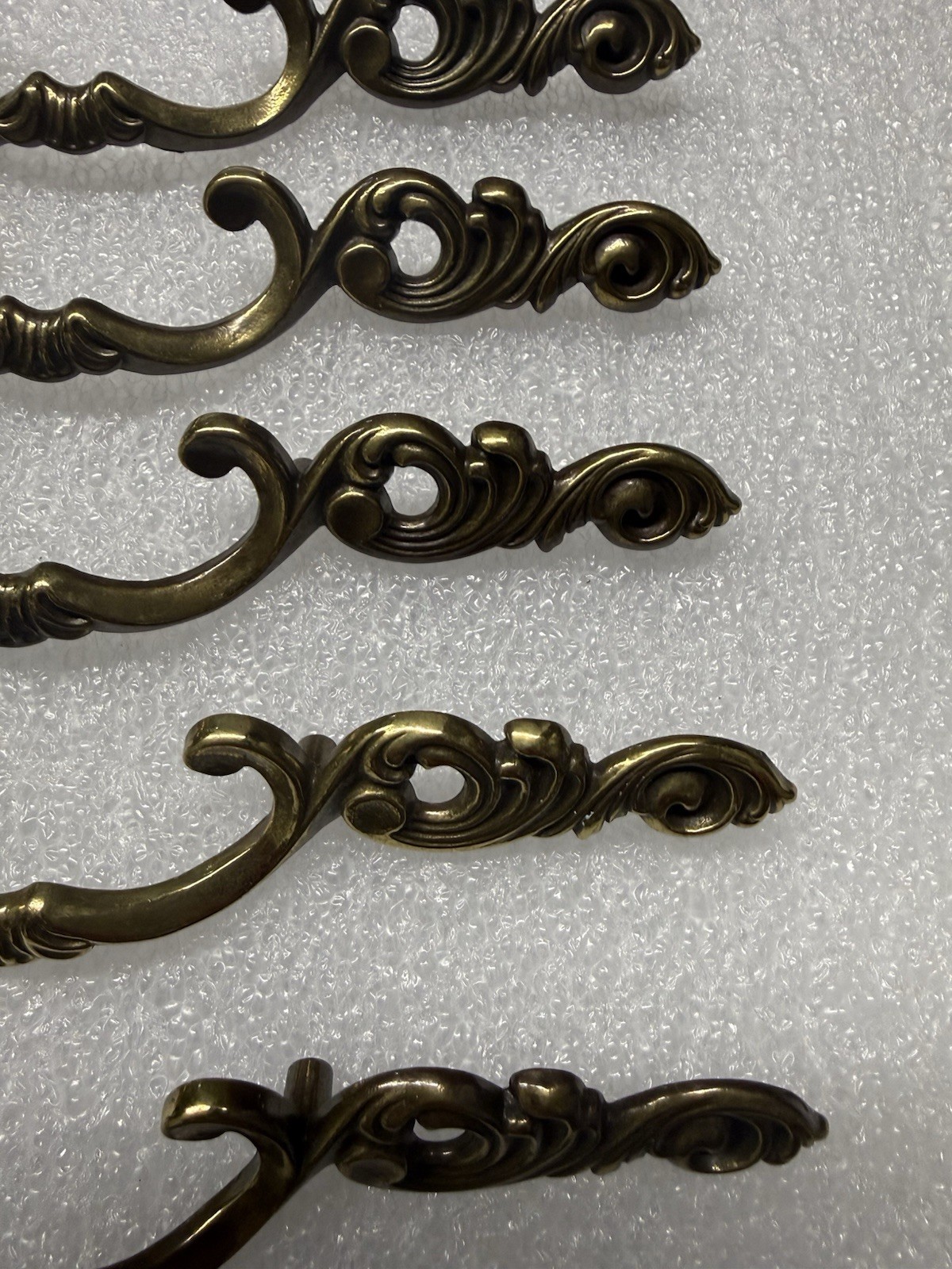 5 Vintage Antique Keeler Brass Co. Hickory Drawer Brass Pulls 8” Victorian (28)