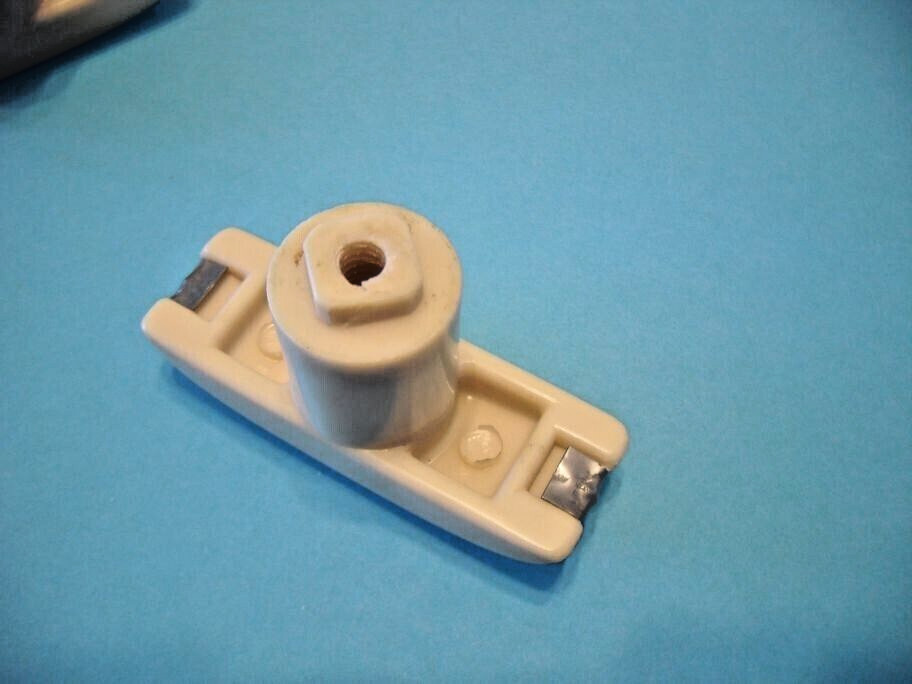 Vintage Nos Beige Bakelite Drawer Pulls Cabinet Tee Handles Chrome Strip