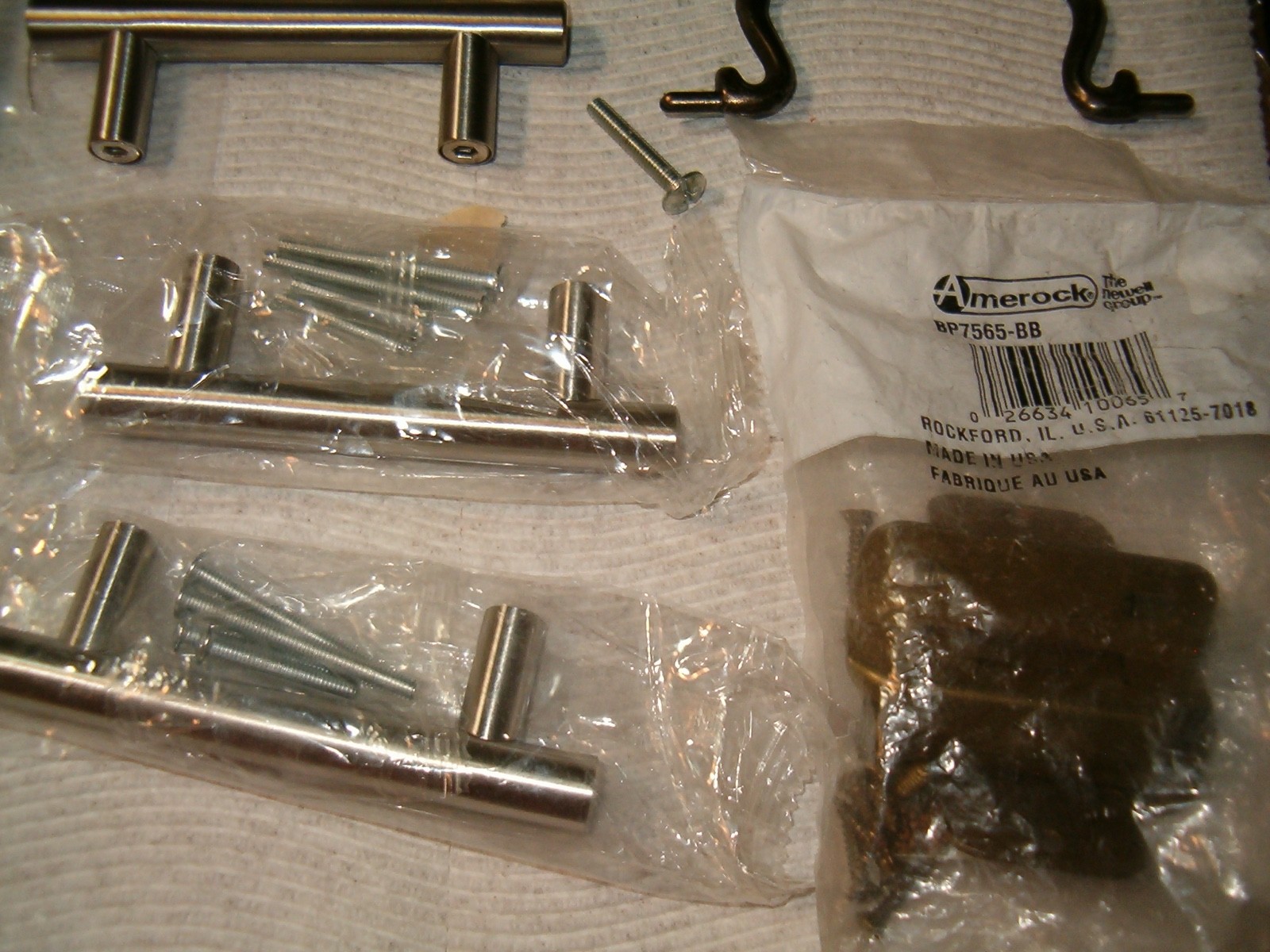 Lot Vintage Metal Cabinet Hardware Drawer Handles Door Pulls CB1844 Chair Wheels