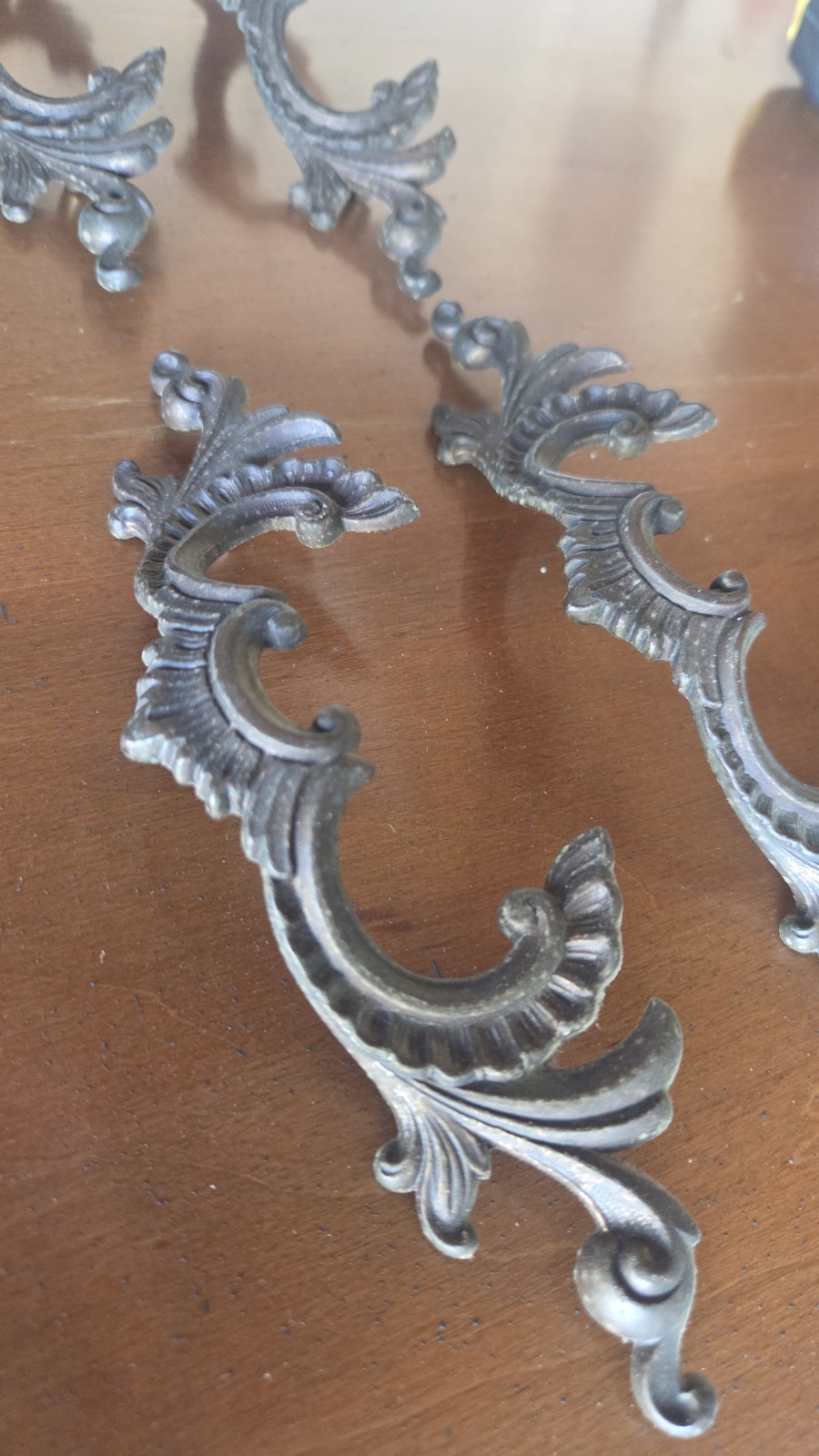 Set of 4 French Provential Drawer Pulls 4″ c-c