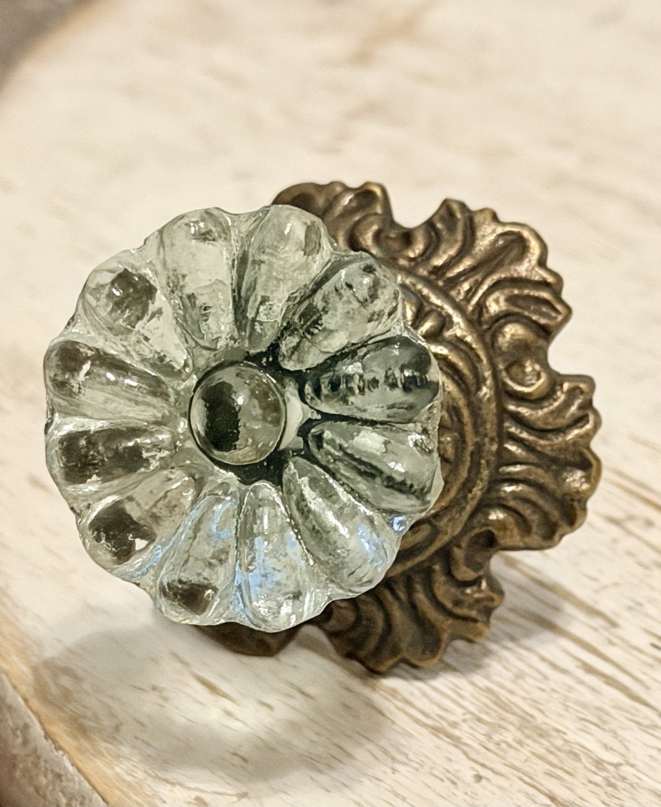 2 Antique Brass w/Glass Drawer Pulls Hardware Handles Vintage Cabinet Door Knob