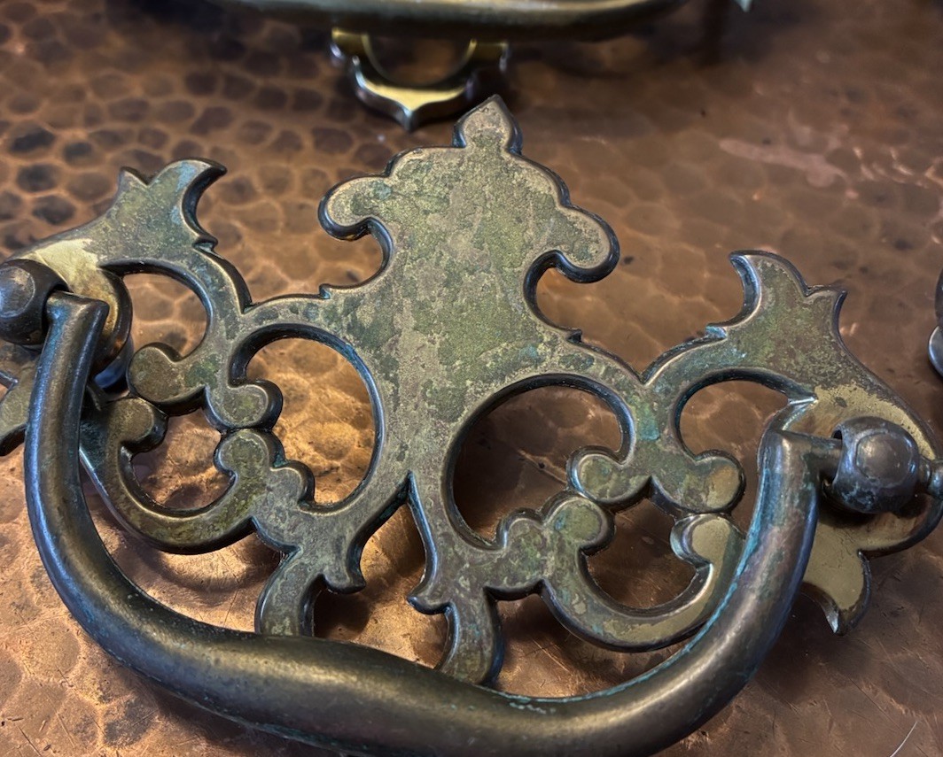 Fancy Drexel Chippendale Solid Brass Drawer Pulls Set 10 Bat Wing 4 3/4”w