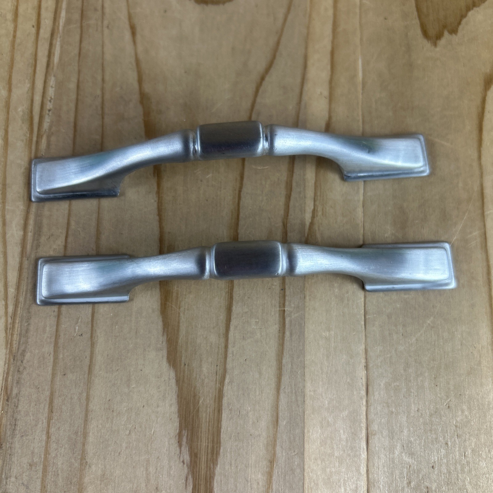 Vintage Drawer Pulls Set of 2 Brushed Nickel Ribbed Center 5” With Screws