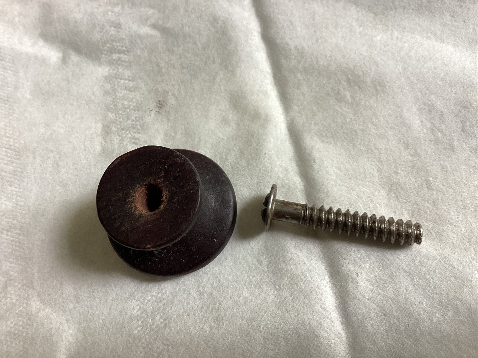 Nice 1- 1/4 Inch Vintage Maple Wood Used Drawer Pulls With Screw