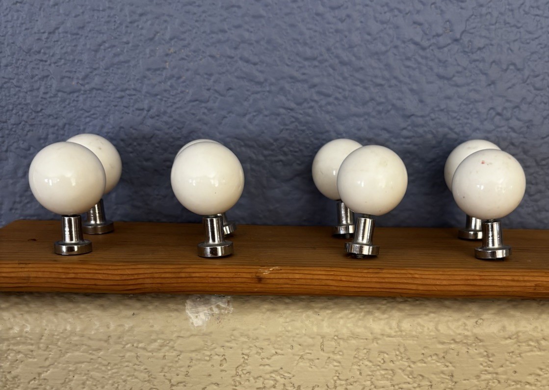Set Of 8 Vintage White Lucite & Chrome Ball Drawer Pulls Mid Century 1 1/3”