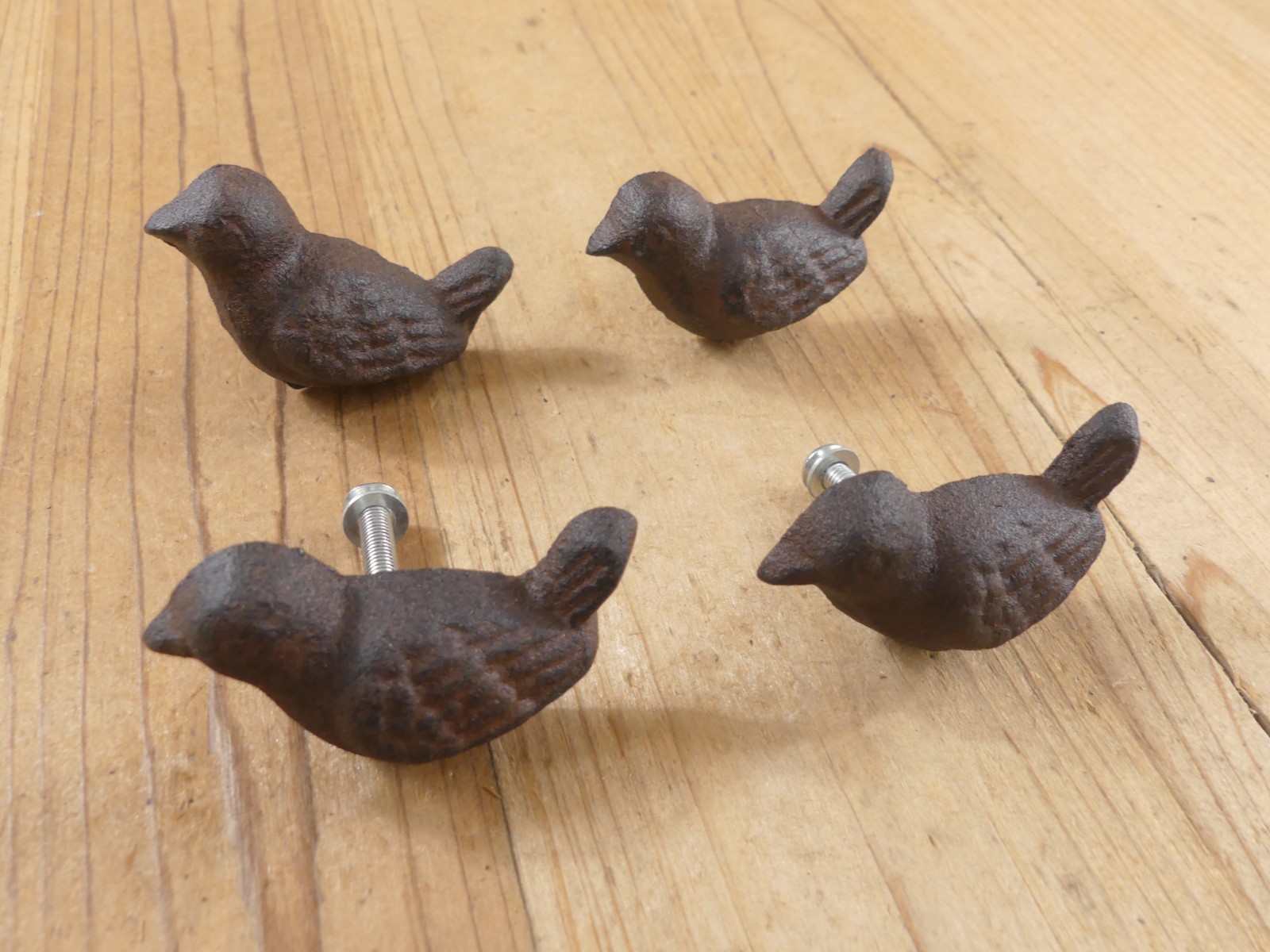 4 CAST IRON BIRD CABINET KNOBS PULLS DRAWER DRESSER HANDLES RUSTIC BIRDS SPARROW