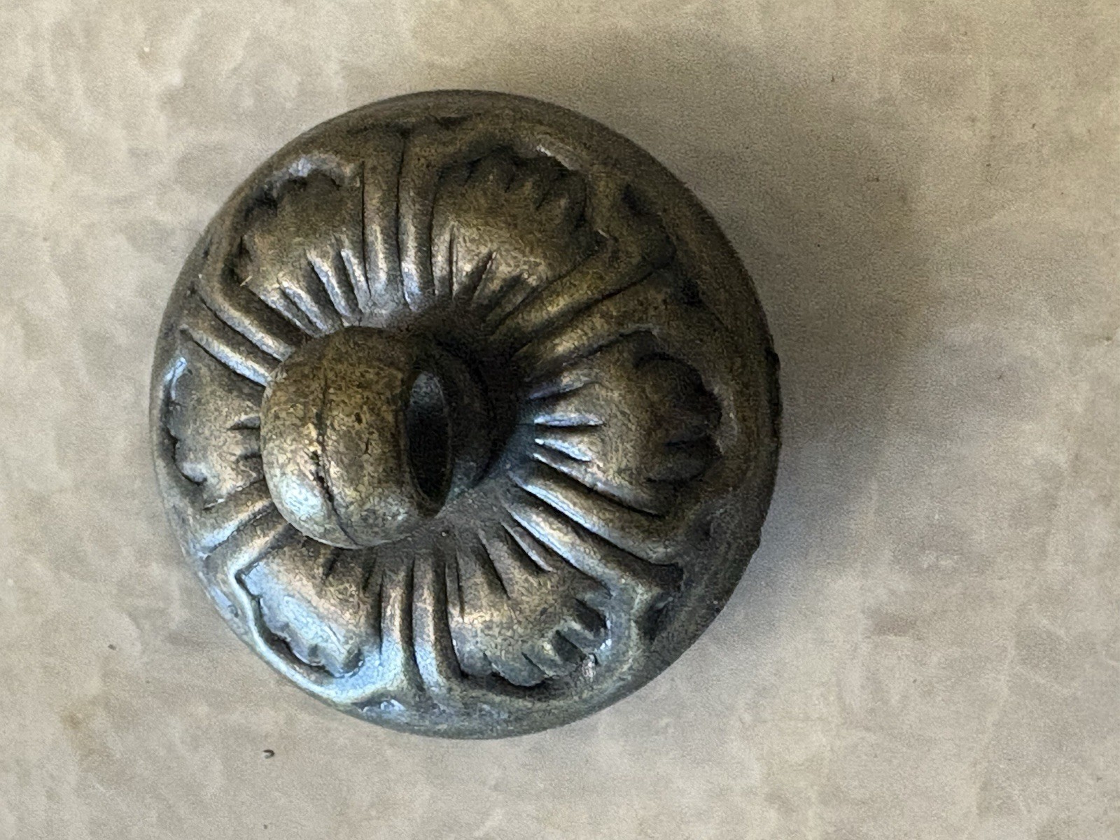 Vintage Rosette Drop Bail Drawer Pull 3.5” Center. Price Is For Each Pull.