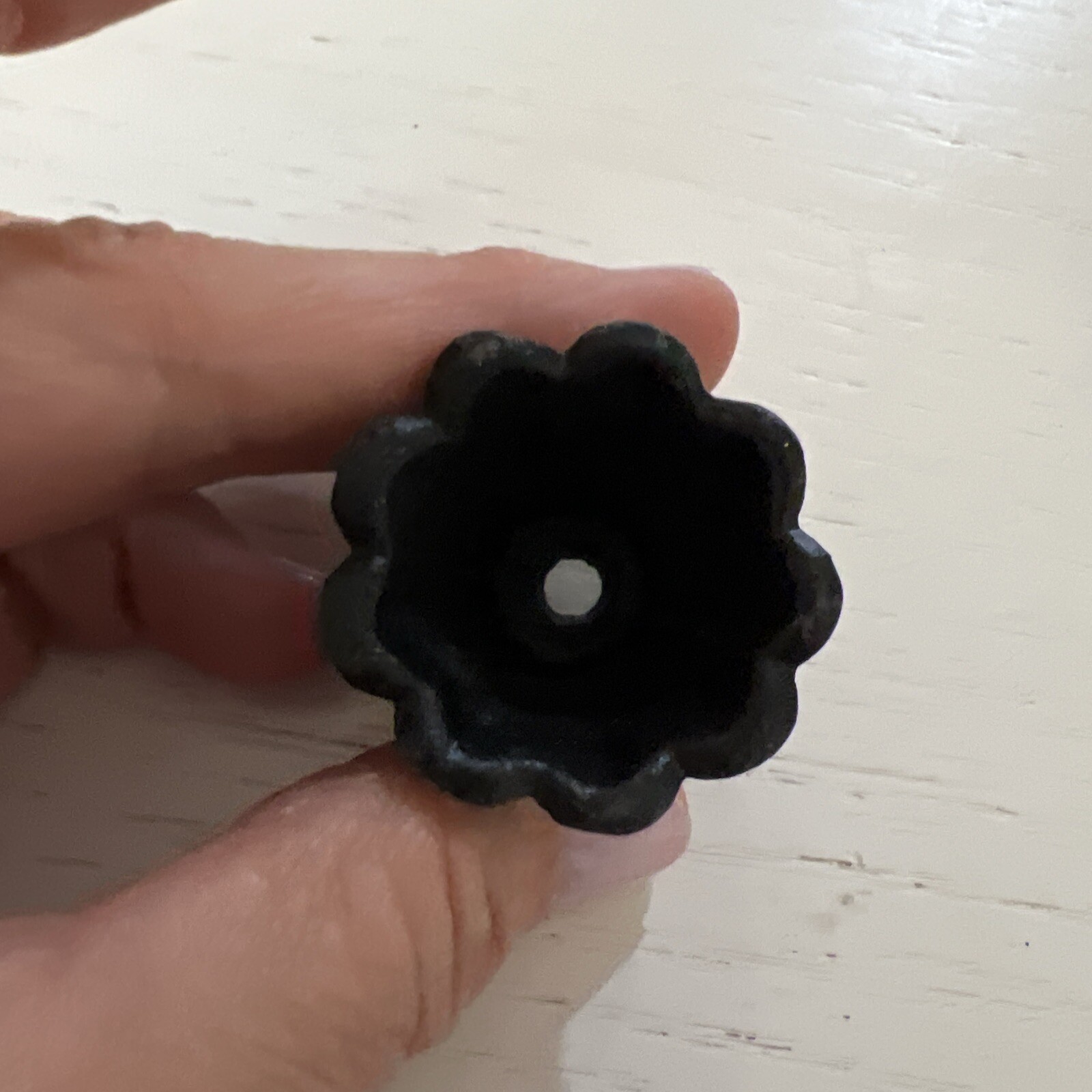 Vintage Emig cast iron Flower Tulip cabinet drawer door knobs handles 2pcs