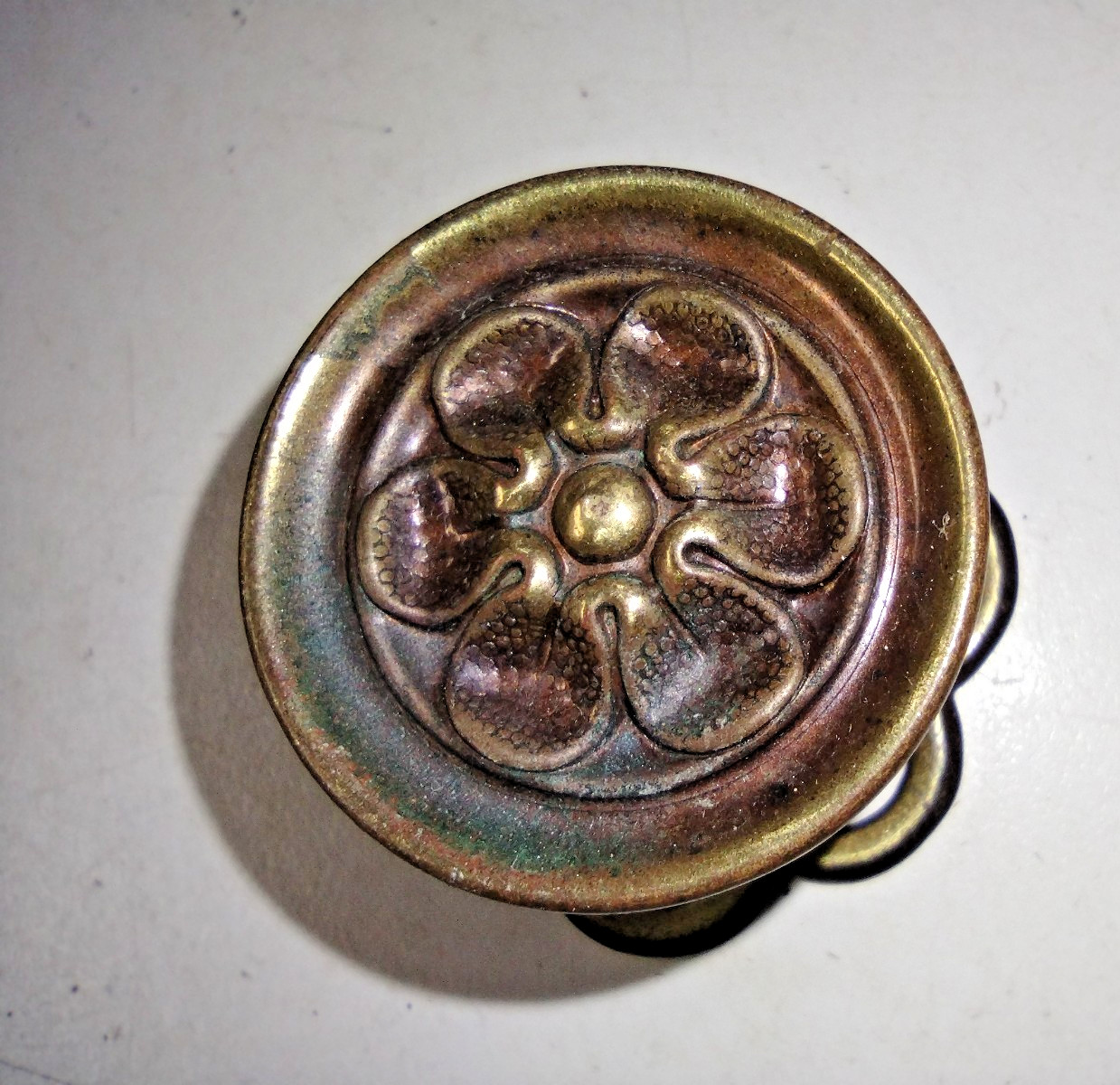 Victorian Crimped Hollow 2 Part Dark Aged Brass Cabinet Door Pull Knob + Rosette