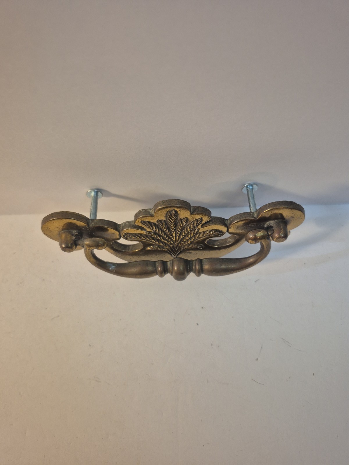 1 x vintage B-474-0 brass drop bail Pull Handle Wheat Bouquet detail 3.5″ cente