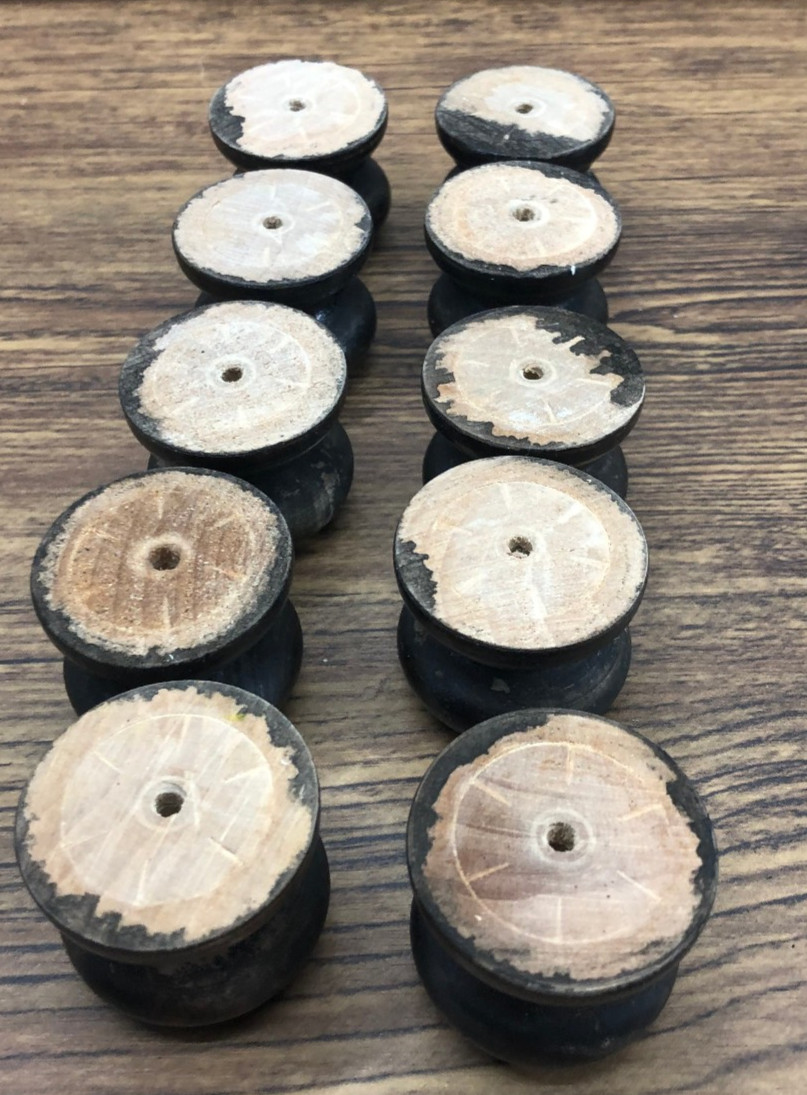 Vintage Lot of 10 – Wooden Mushroom Knobs Pulls Handles 1.5″ Wide #057