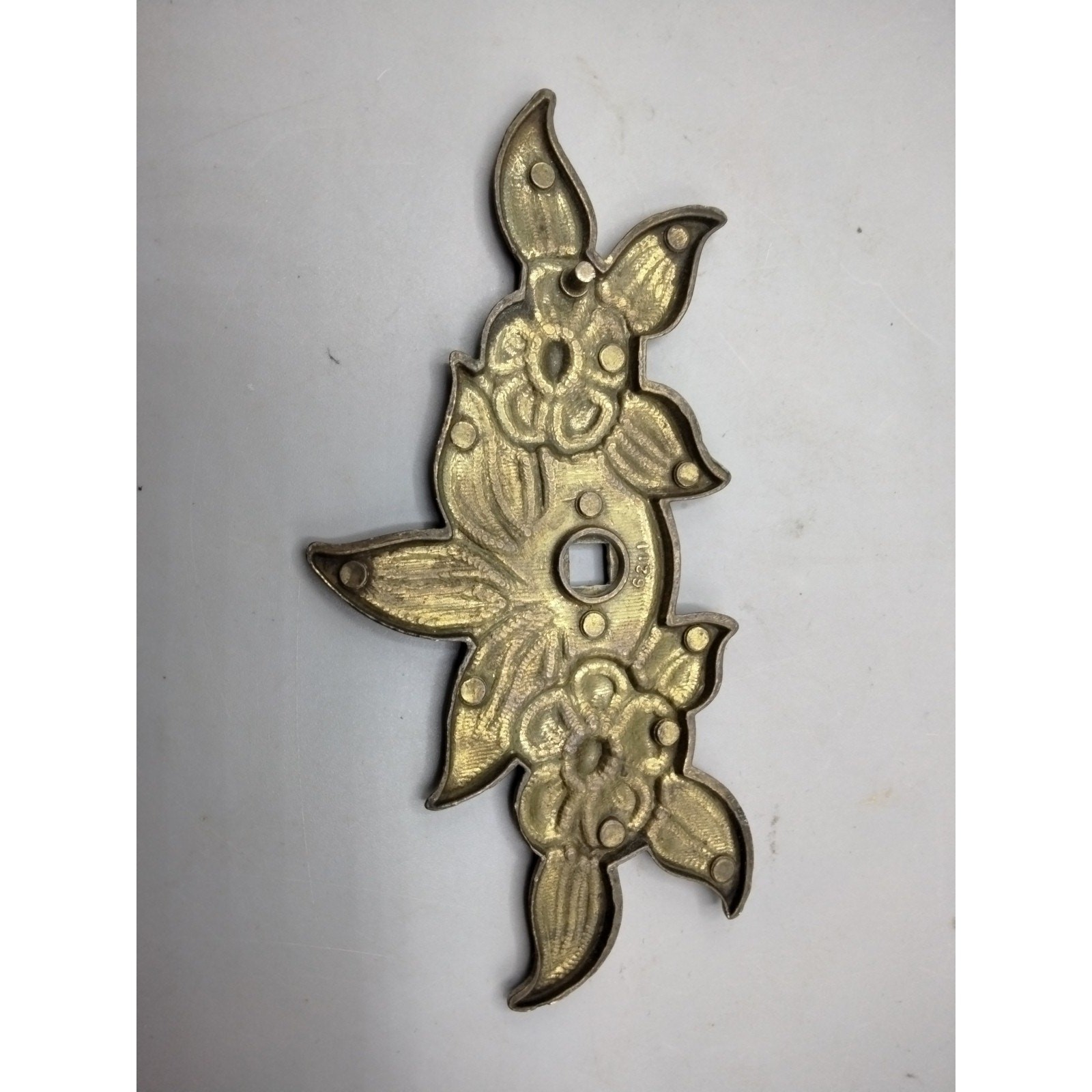 5 Vintage Flower Brass Flower Drawer Door Pull Back Plate