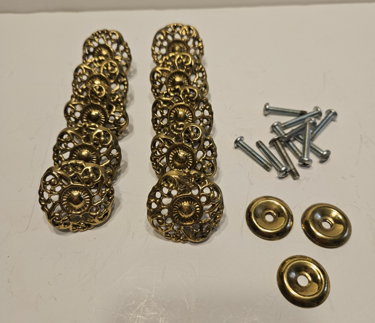 Vintage Ornate Brass Round Floral Knob Set of 10 Finish Washers & Screws 1.5″