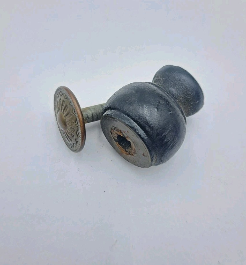 Vintage Drawer Pulls Door Spool Cabinet Knobs Cabinet Wooden Hardware Lot of 8