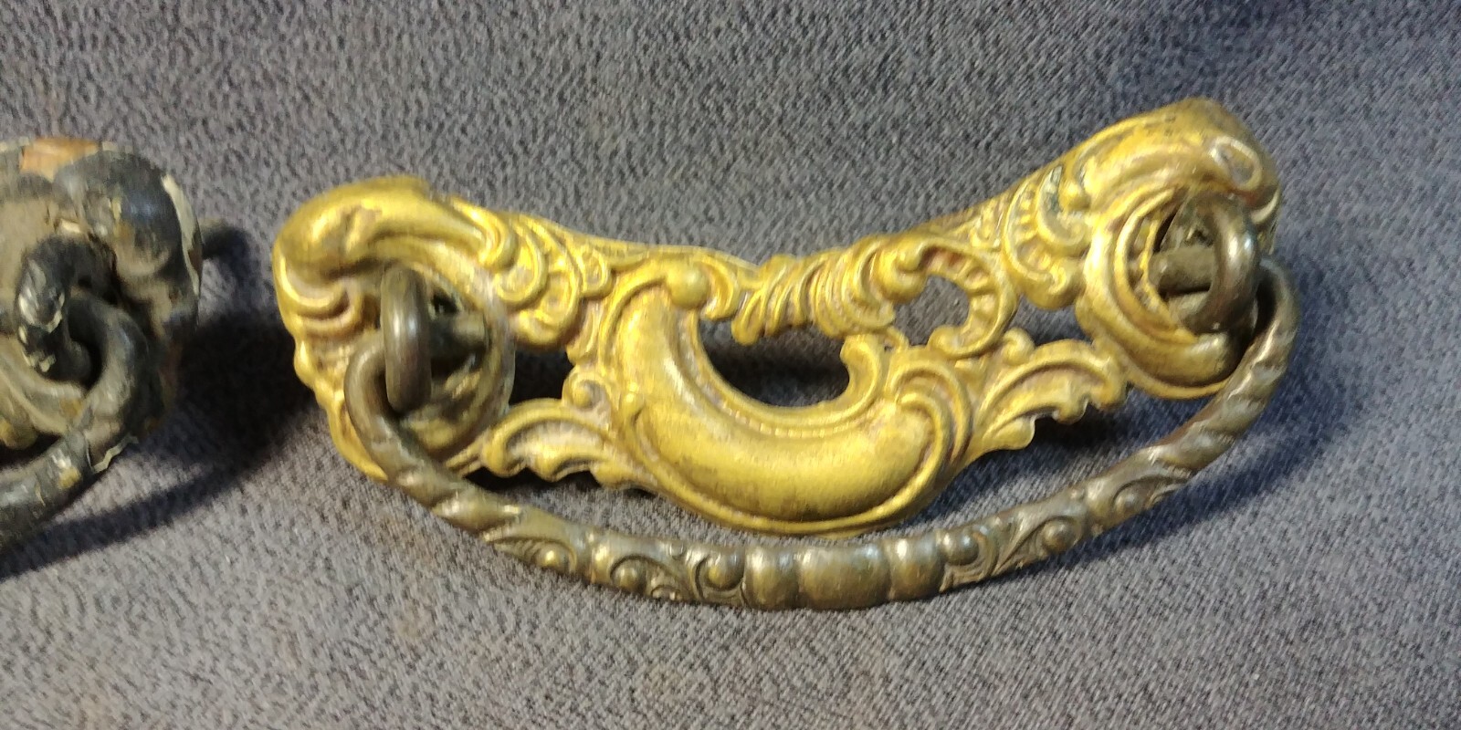 4 Victorian Matching Brass Iron Bail Drop Handle Furniture Pull Hardware 3″ Post