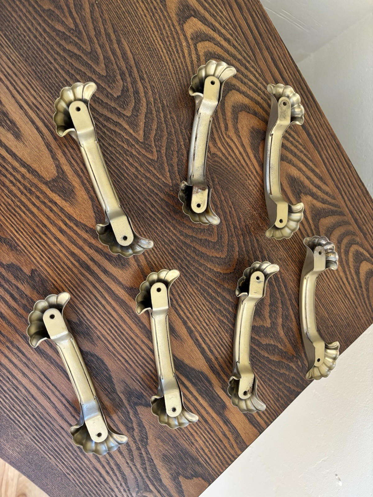 Set 7 Vintage Art Deco Bakelite Drawer Pulls Hardware Waterfall Style Furniture