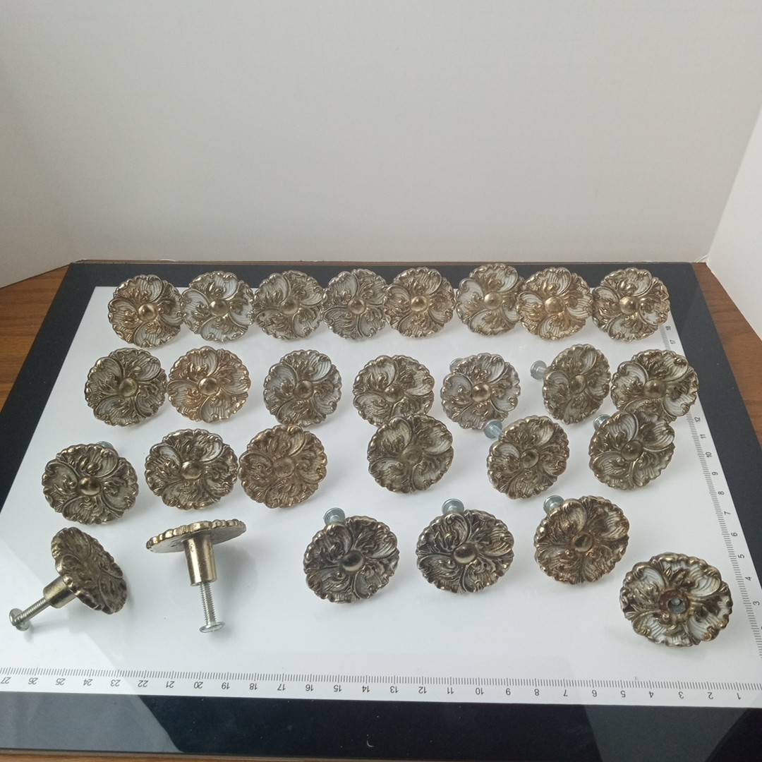 28 Rococo Art Nouveau Regency style gold tone furniture drawer Pulls Vtg Salvage