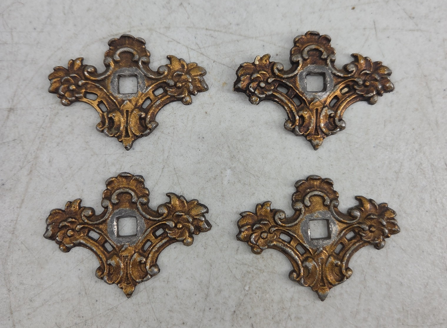 Vintage Lot of 4 Brass Door Drawer Backplates Ornate Floral Design 2 5/8″ x 2