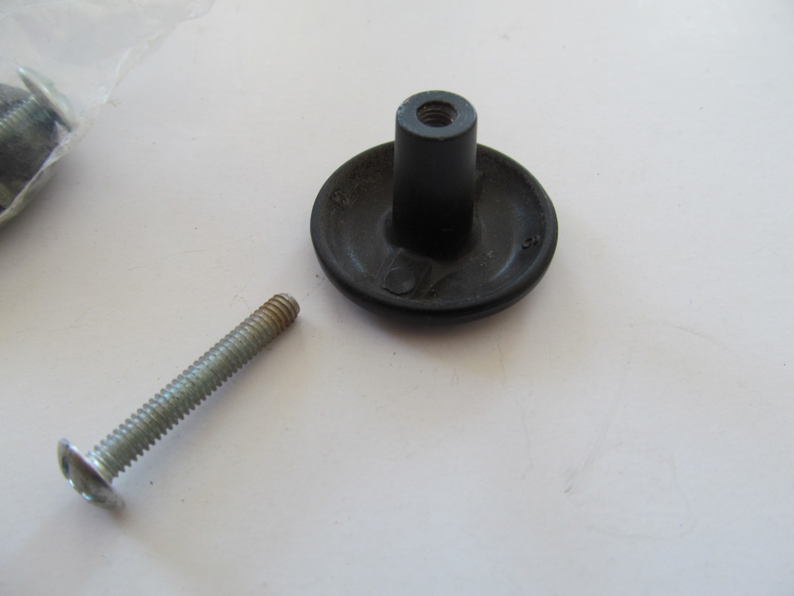 VTG Hammered Black Cabinet Knob Pull Round 1 1/4″