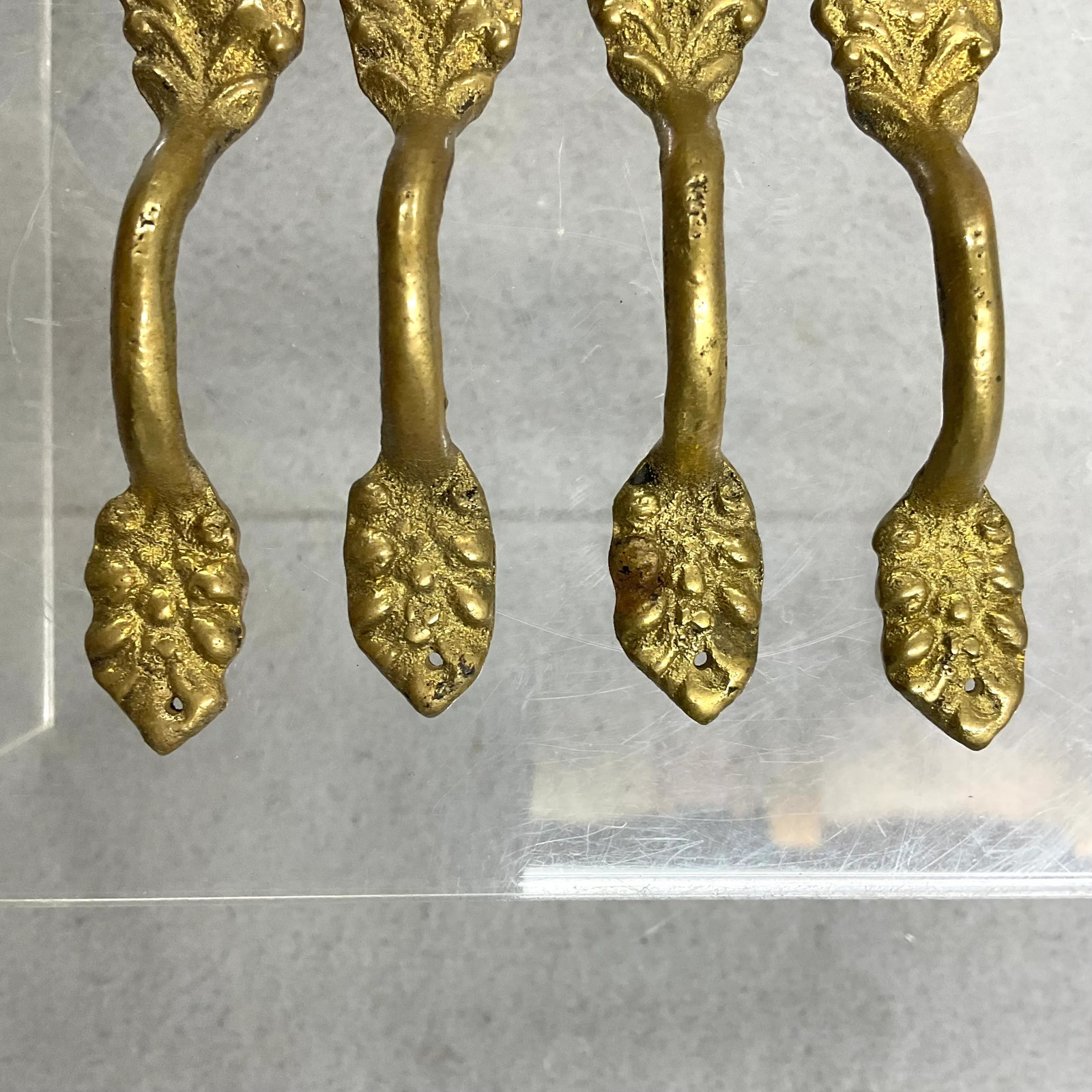Ornate Floral Brass Decorative Door / Drawer Pulls Keyhole Hardware Set of 4