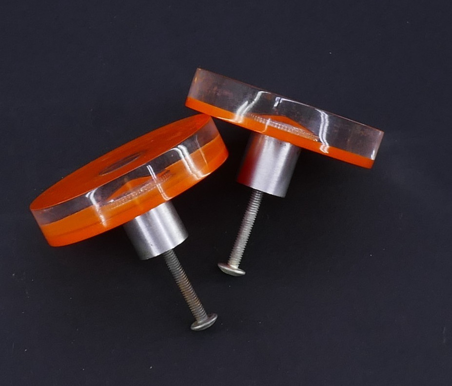 2 LARGE ORANGE LUCiTE MiD CENTURY 2-1/2″ ROUND CABiNET DRESSER DRAWER PULL KNOB