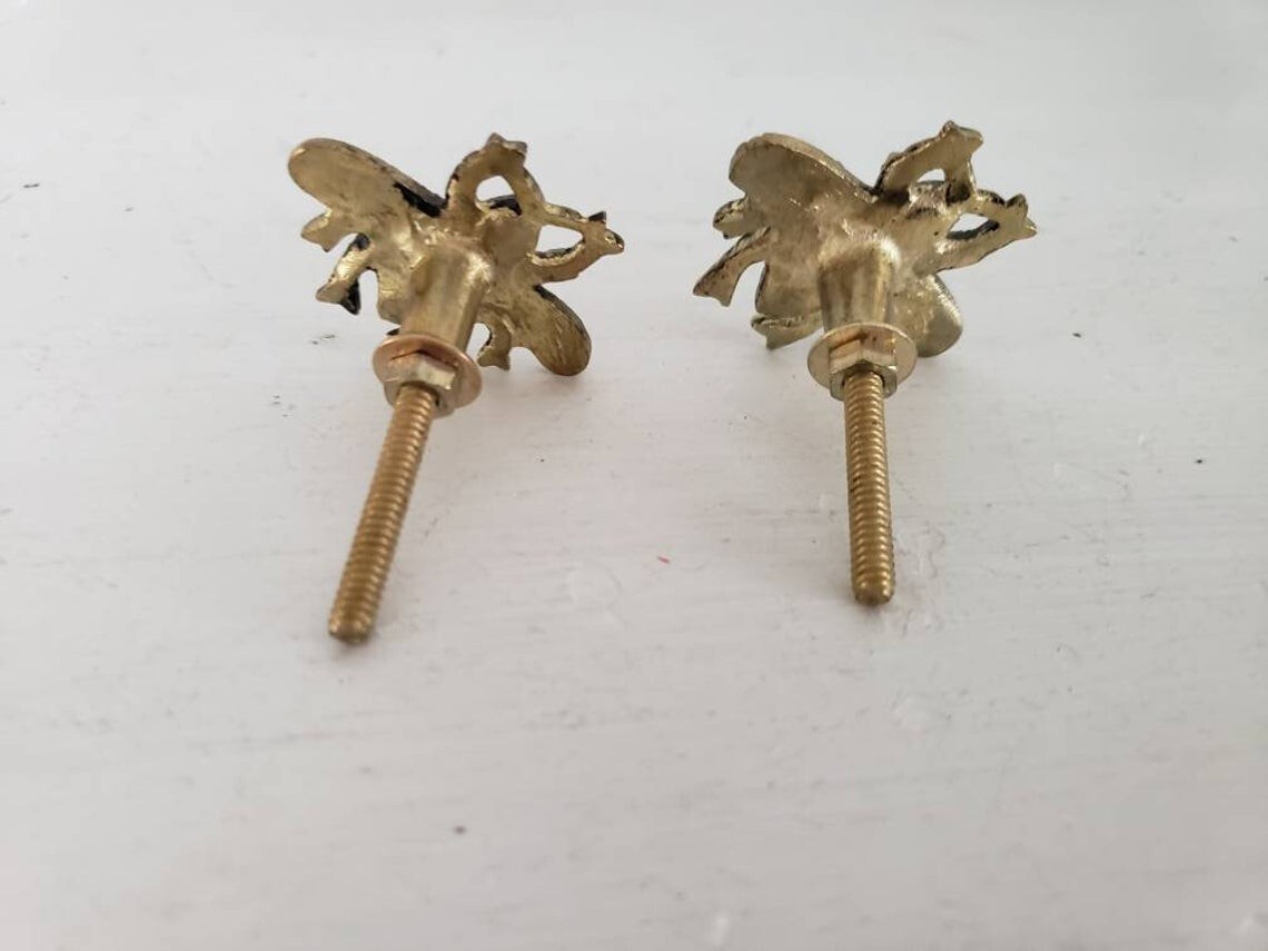 2; Antique-Gold Metal Drawer Pulls Handles Bee Vintage-Brass Cabinet Door Knobs