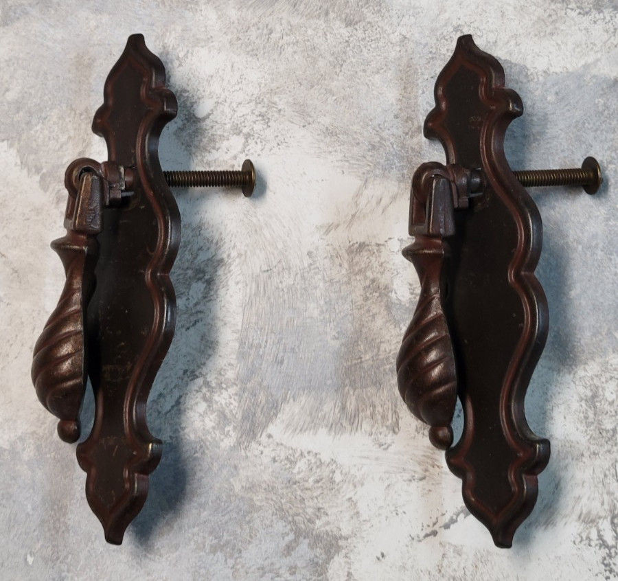 2 Vintage Hanging Teardrop Drop Drawer Pull BPC Belwith 356 Brass/Bronze Tone