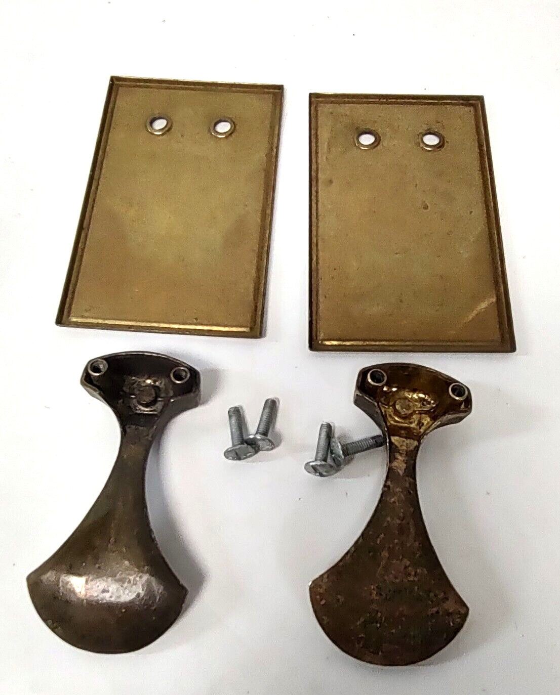 2 Unusual Vintage Door / Drawer Solid Brass Pulls 4.5″ x 2.75″ Doorknocker Style