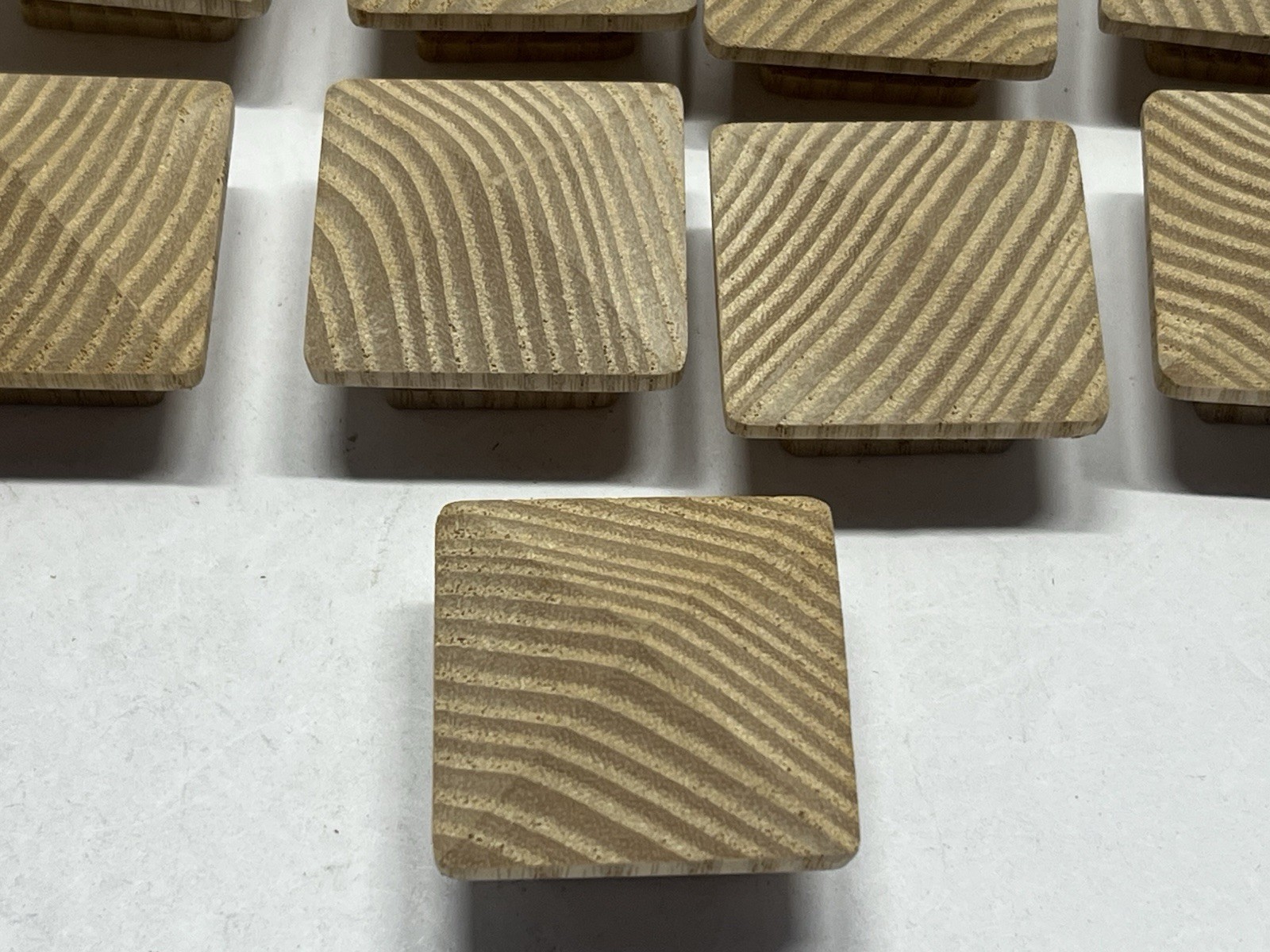 VTG Lot (25) NOS Square/Peak Natural/Unfinished Fixed Wood Drawer/Cabinet Knobs